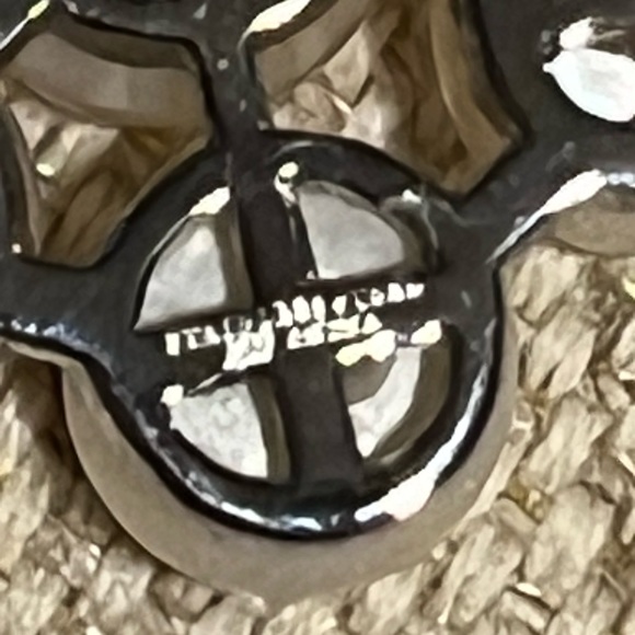 Cultured Fresh Water White Pearl Italian Earrings ..  Set in Sterling Silver - Picture 3 of 5